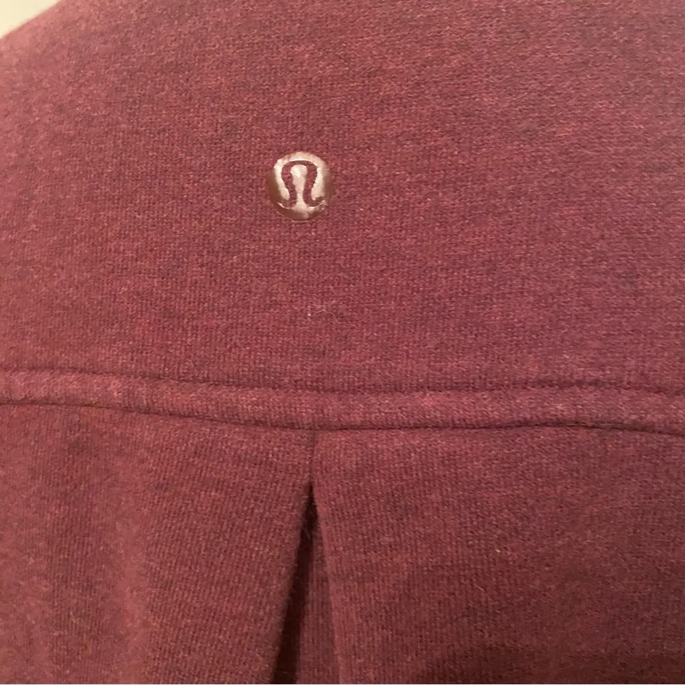 LULULEMON ATHLETICA JACKET COAT PURPLE WINE JERSEY ZIP FRONT ATHLEISURE SIZE 8